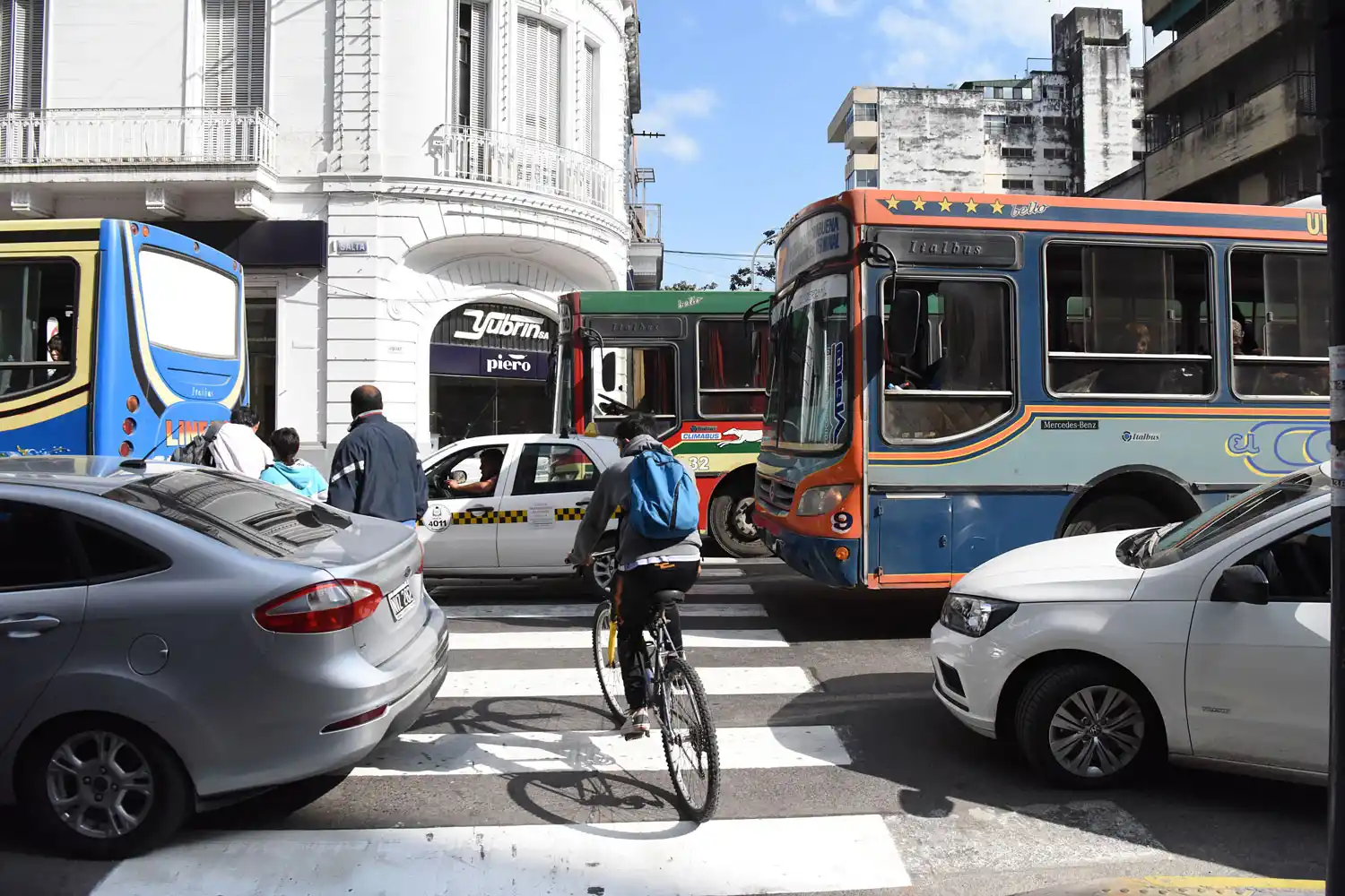 ¿Qué hacemos con el tránsito en la capital?