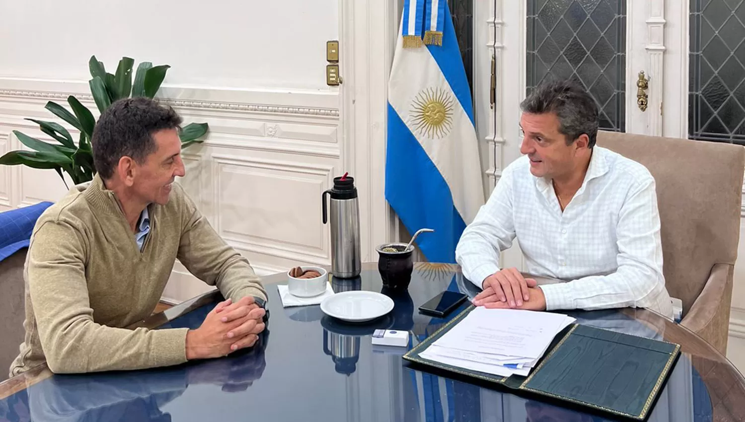 Vargas Aignasse se reunió con Massa para analizar una ley federal de soberanía sanitaria
