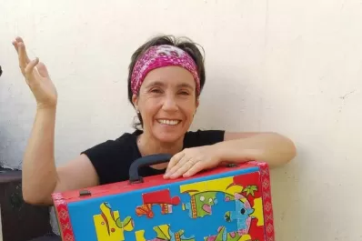 Coplas y juegos en “Llegué bien”, dentro del Mayito de las Letras