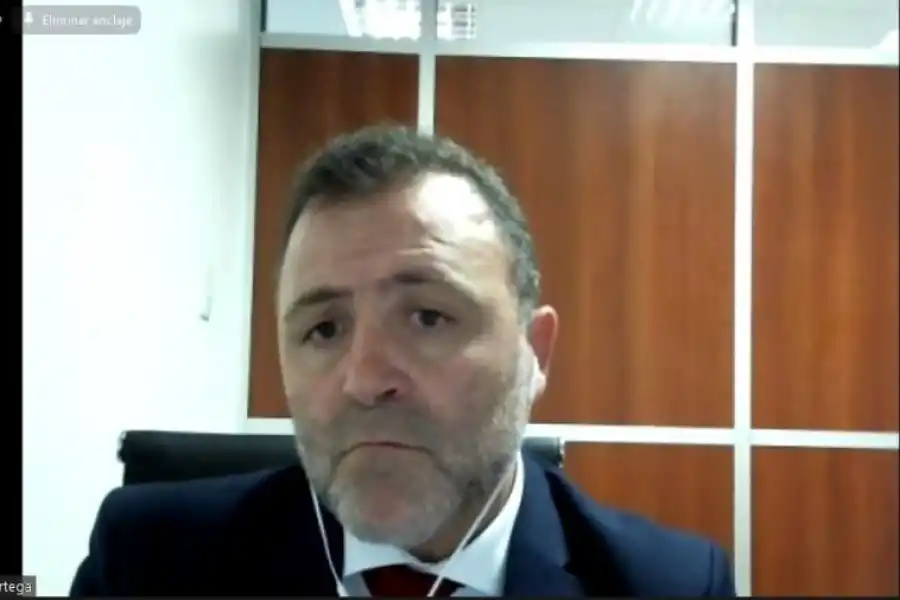 El juez Gonzalo Ortega tuvo que poner orden.