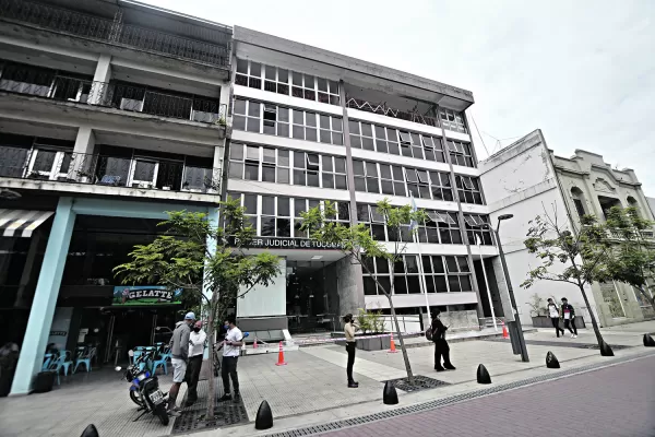 Habría otro caso de un “médico mellizo” en el sur