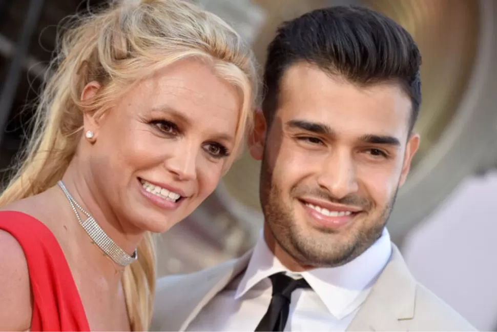 Britney Spears y su esposo, Sam Asghari. 