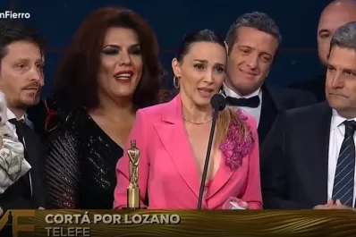 Verónica Lozano se emocionó hasta las lágrimas al recibir el Martín Fierro