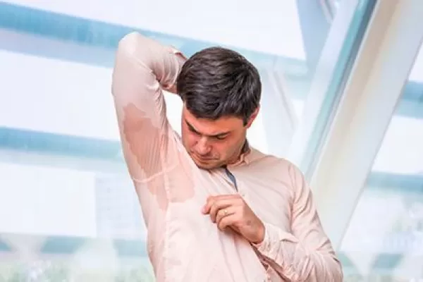 Transpiración excesiva: si te pasa, existen varias soluciones