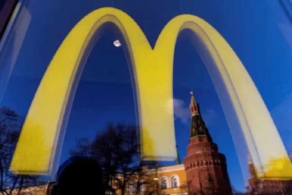 A 30 años de su llegada, McDonald's deja Rusia debido a la guerra en Ucrania