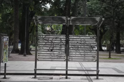 En fotos: el paro de colectivos afectó la actividad de miles de tucumanos