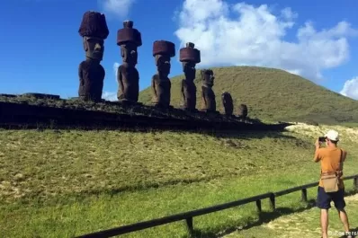 La Isla de Pascua reabrirá al turismo en agosto