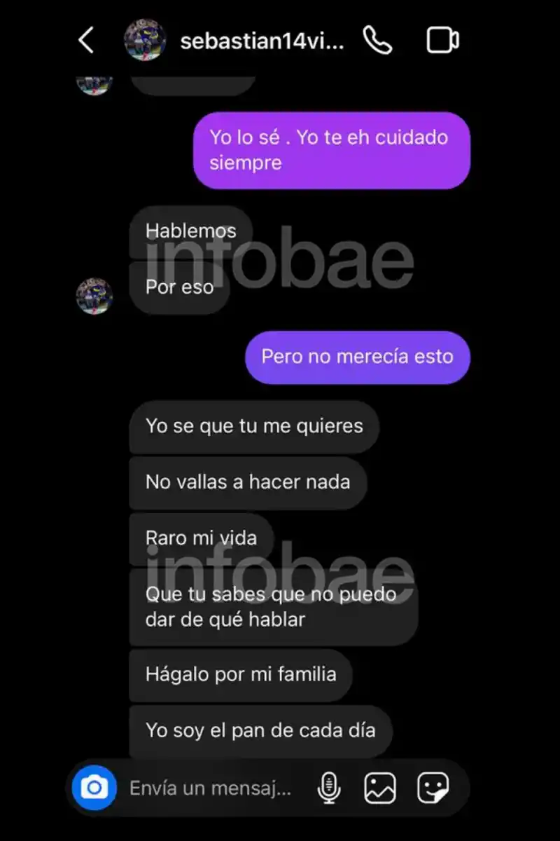El chat de la víctima con Villa.