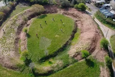 Un gran círculo de piedra podría tener 5.000 años