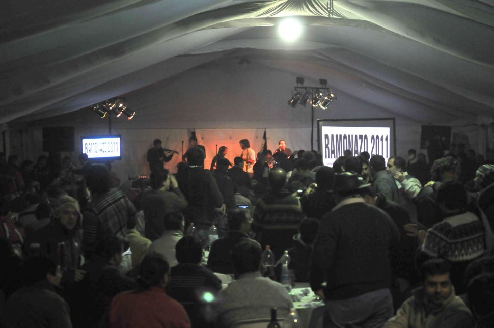 VUELVE LA CARPA. Ramonazo del pasado, cuando iban sólo los hombres.