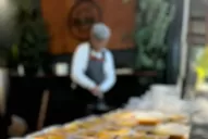 Dónde y a qué precio disfrutar del tradicional locro del 25 de Mayo