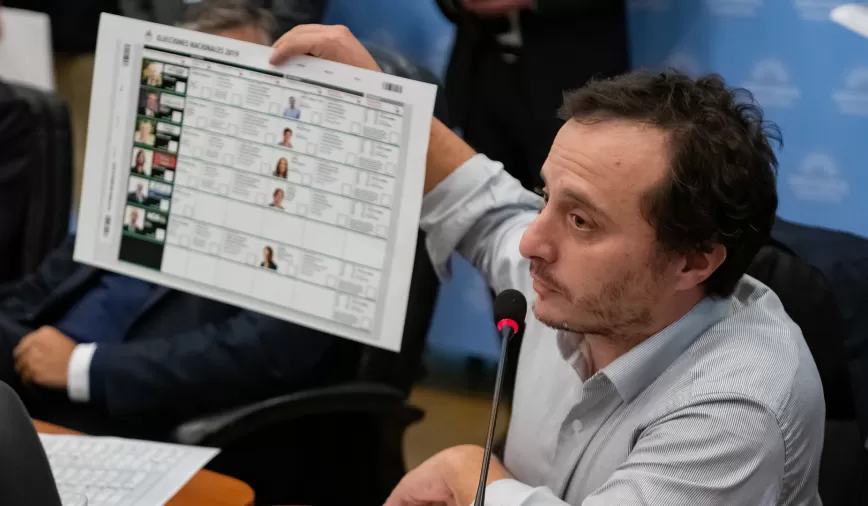 POSTURA. El director nacional electoral defendió el actual sistema de votación; dijo que es ágil y confiable.