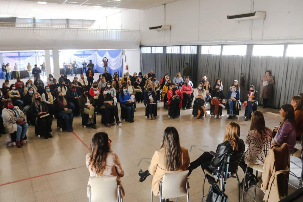 Paula Quiles: “La democracia nos necesita comprometidas e involucradas”