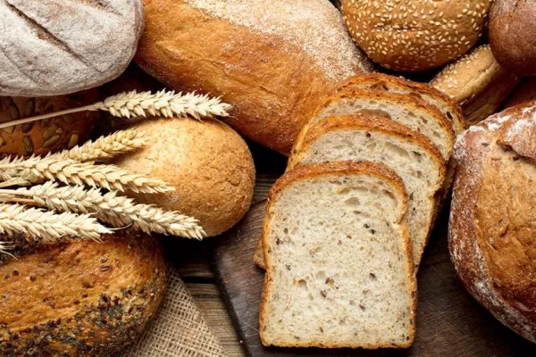 El precio de la harina y el pan: sólo tres molinos adhirieron al fideicomiso de trigo del Gobierno