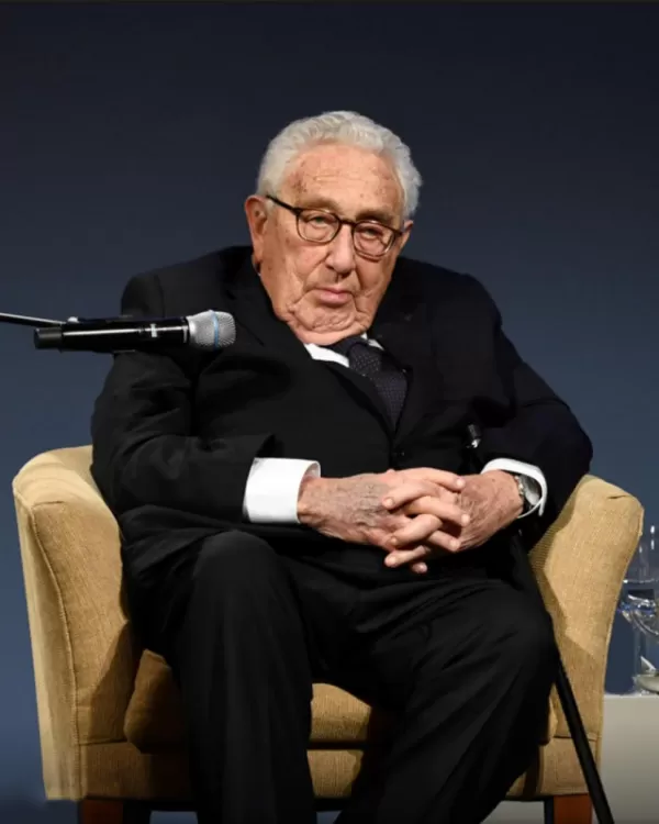 A punto de cumplir 99 años, Kissinger se enredó en una polémica con Ucrania  - LA GACETA Tucumán