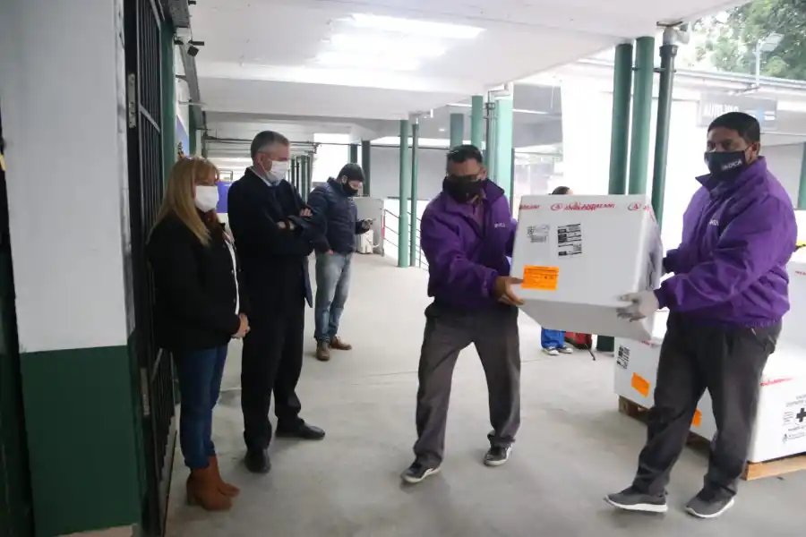 Llegaron más de 24.000 vacunas antigripales . Ministerio de Salud