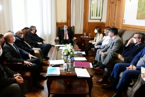 El Gobernador y los ministros analizaron la situación epidemiológica