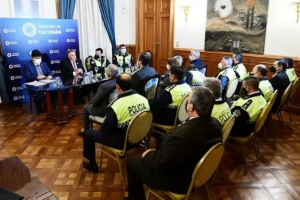 Jaldo y la cúpula policial analizaron la situación de la seguridad en Tucumán