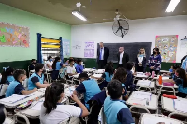 Ya se entregaron más de 125.000 mil libros a estudiantes tucumanos