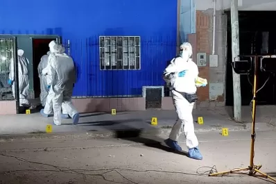 Fue detenido por un crimen: su hijo sigue prófugo por el hecho