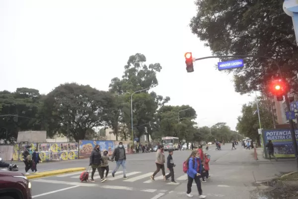 La instalación del puente de la Mate de Luna se hará el jueves
