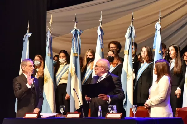 El mensaje del Gobierno tras la asunción de Pagani y Leal en el Rectorado de la UNT