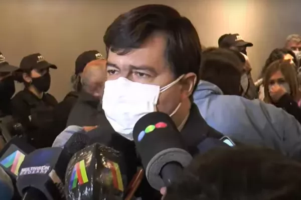 El ministro de Seguridad dijo que se instalarán GPS en las motos de los cadetes