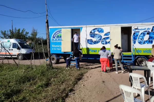 Salud gratis: servicios en el barrio Lola Mora