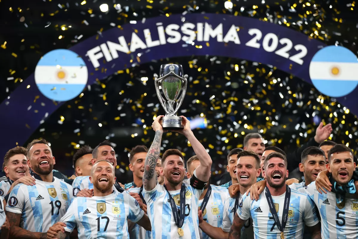 FESTEJO. Messi volvió a levantar una copa con Argentina. FOTO TOMADA DE TWITTER.COM/ARGENTINA