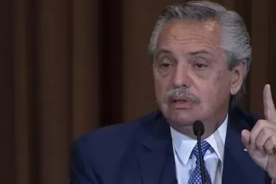 Intoxicaron la cabeza de los argentinos: Alberto apuntó contras los medios de comunicación