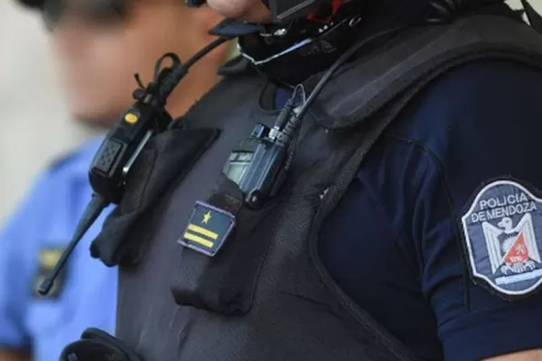 Asesinó a puñaladas a su esposa y luego intentó suicidarse