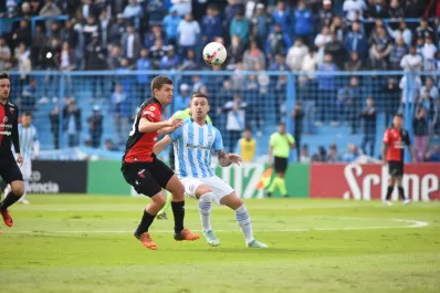 Atlético empató 1 a 1 ante Colón por un cabezazo del Polaco Menéndez