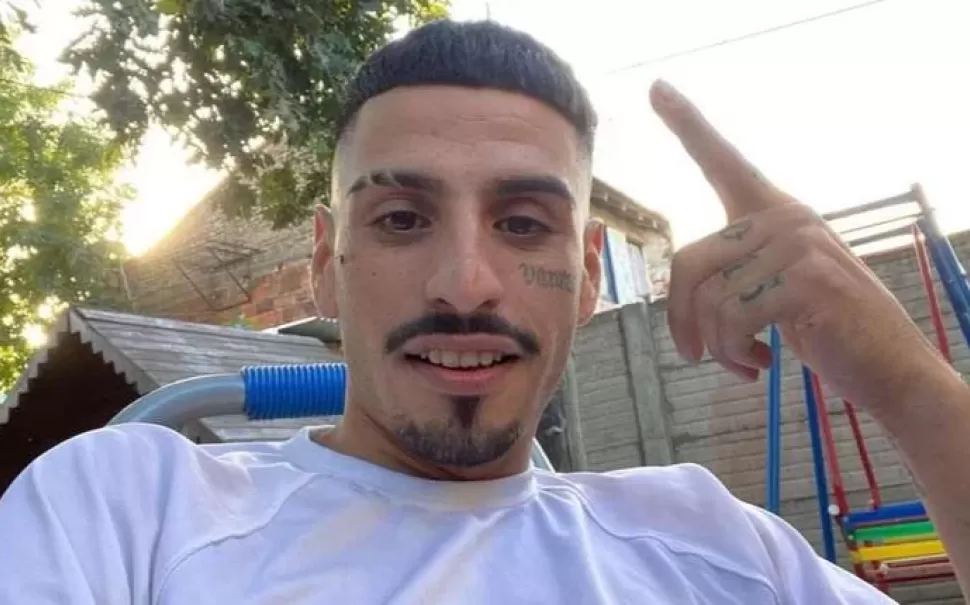 El joven cantante estaba construyendo la casa de sus sueños.