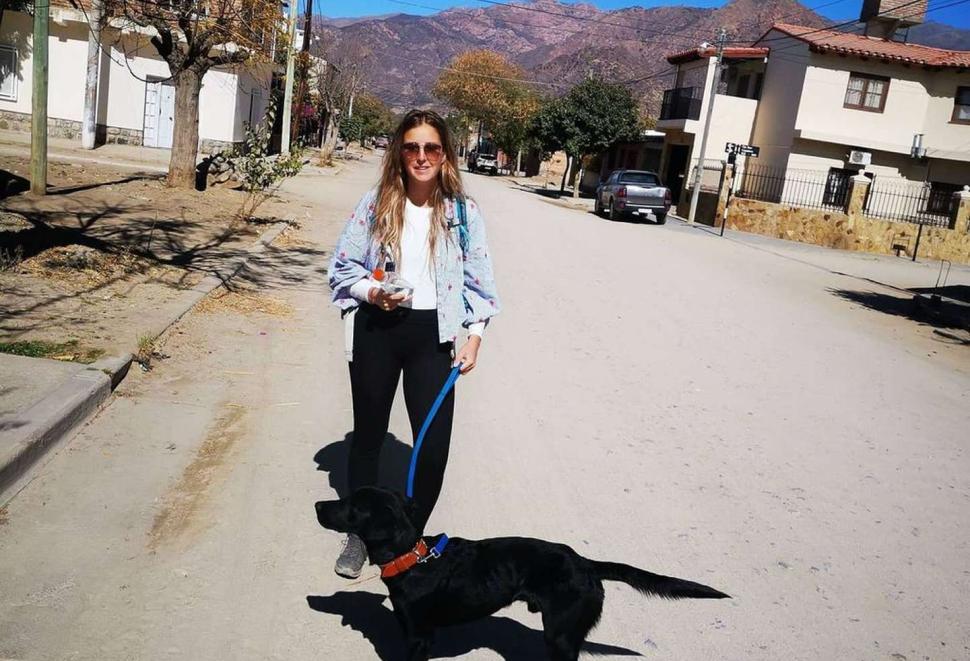 El perrito estaba desnutrido y atado en el fondo de una casa. (Foto: gentileza el Tribuno)