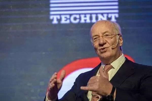 Paolo Rocca, presidente del Grupo Techint, en una conferencia de prensa sobre la expansión de su empresa en el mercado minero.