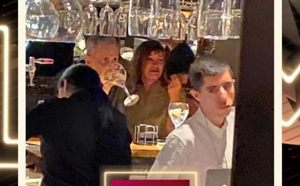Jorge Rial y Josefina Pouso en un restaurante en Madrid.