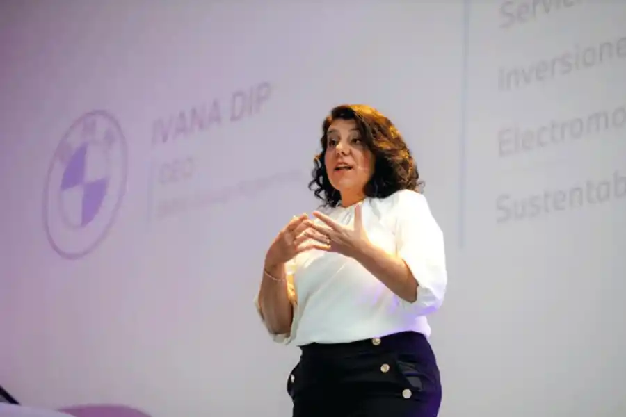 Ivana Dip CEO de BMW Group en la presentación del nuevo Serie 2 Coupé.