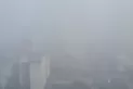 La niebla sorprendió a los tucumanos: ¿hasta cuándo se quedará sobre la ciudad?