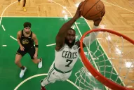 Celtics se hizo fuerte en casa y tomó ventaja ante Warriors en las finales de la NBA