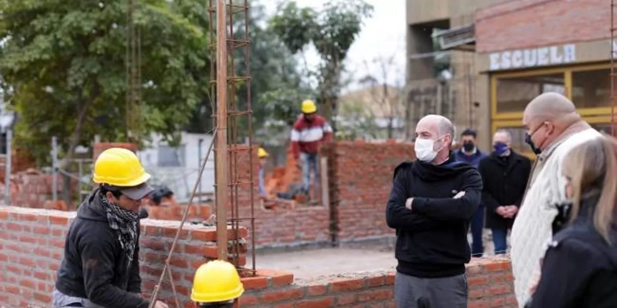 Avanza la construcción de nuevas aulas en la Escuela de Quilmes y Los Sueldos