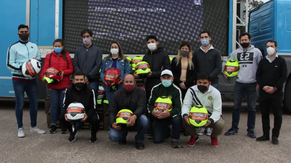 Día Nacional de la Seguridad Vial: artistas y deportistas se sumaron a la campaña Usá casco