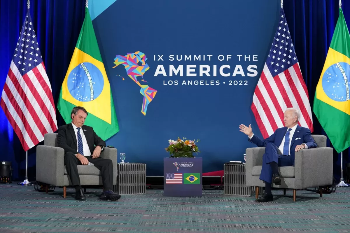CUMBRE DE LAS AMÉRICAS. Bolsonaro mantuvo un encuentro con Biden.