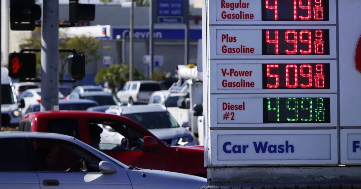 El precio de la nafta en EEUU alcanzó un récord histórico. Foto Los Angeles Times