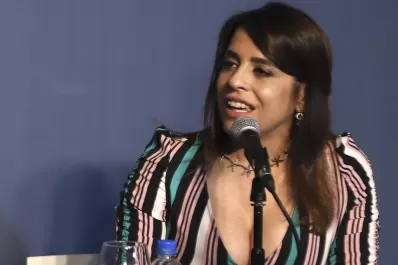 Piden la renuncia de Donda por decir que “las armas de los odiadores las cargan los Macri, los Bullrich, los Milei”