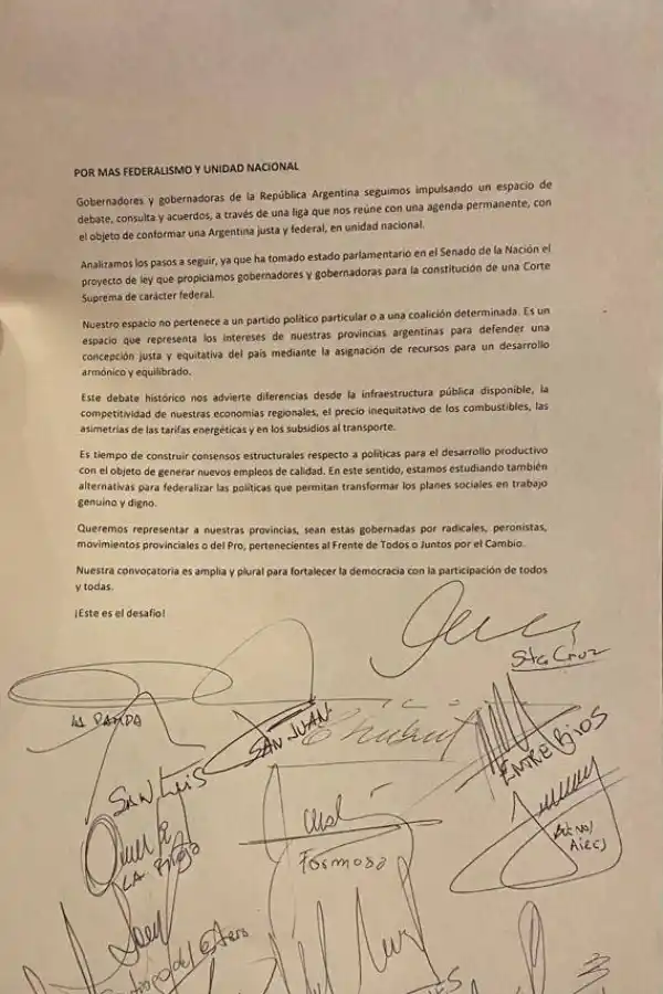 Lanzaron la Liga de Gobernadores, integrada por Osvaldo Jaldo y otros 15 mandatarios