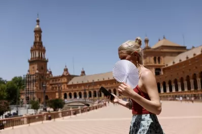España padece la ola de calor más temprana en 40 años