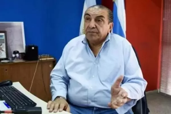 Enrique Romero: Dante Loza es como el cisne, se pasa de ganso