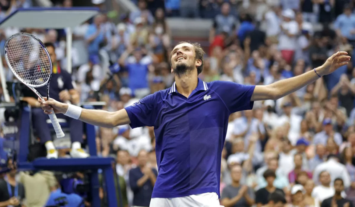 BANDERA VERDE. El actual N° 1 del ranking ATP, Daniil Medvedev, podrá defender su único título de Grand Slam.