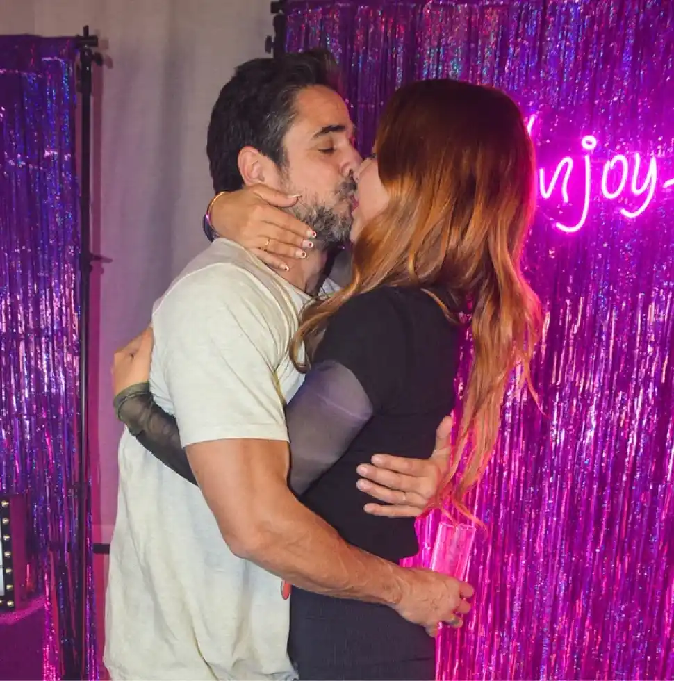 Flor Vigna y Luciano Castro en la fiesta de cumpleaños en Puerto Madero.