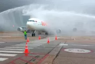 Otro avión de Conviasa con pasaje recaló en Bolivia para no ser retenido